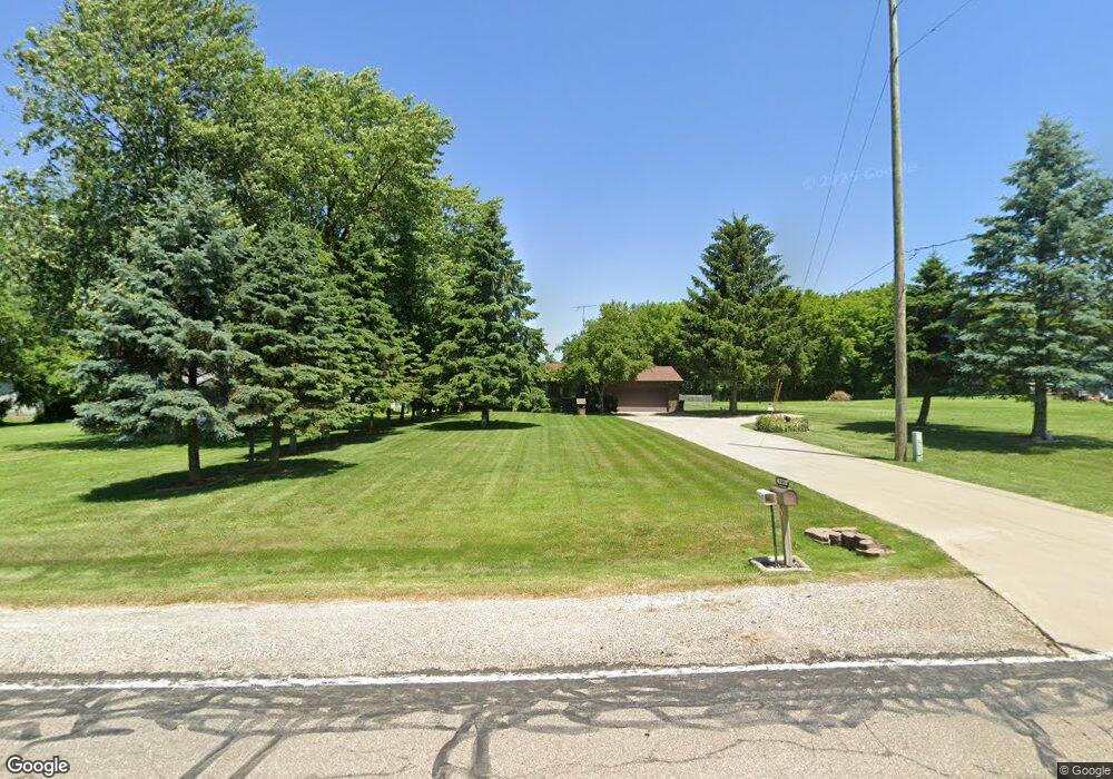 7485 E Carpenter Rd, Davison, MI 48423 - photo 1