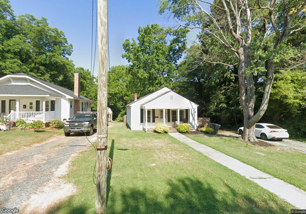 930 Straight St, Asheboro, NC 27203 - photo 1