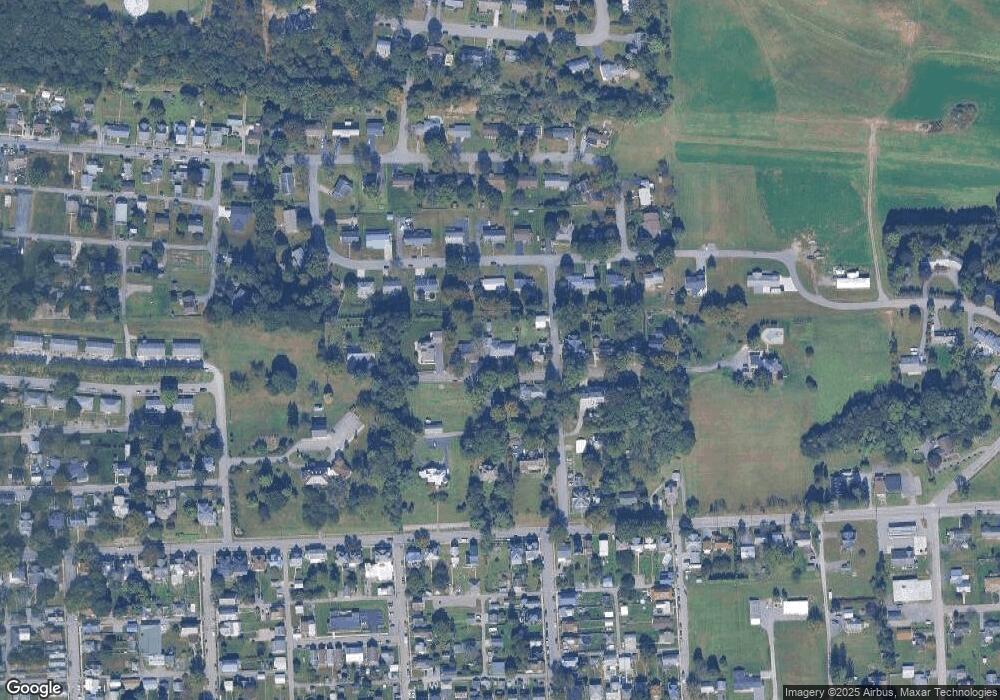 643 Upper Market St, Milton, PA 17847 - photo 1