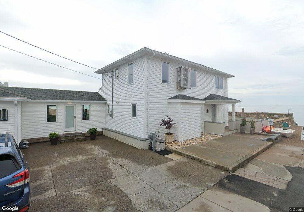 9 Jamaica Ct, East Haven, CT 06512 - photo 1