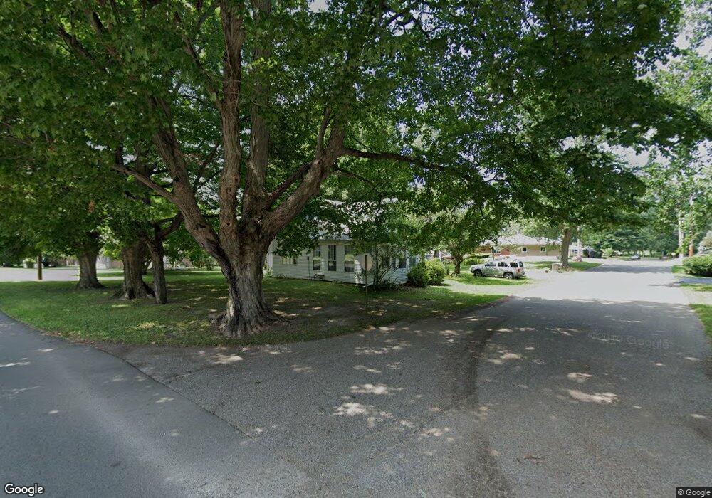 901 10th St, Covington, IN 47932 - photo 1