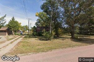 214 E 9th St, Gregory, SD 57533