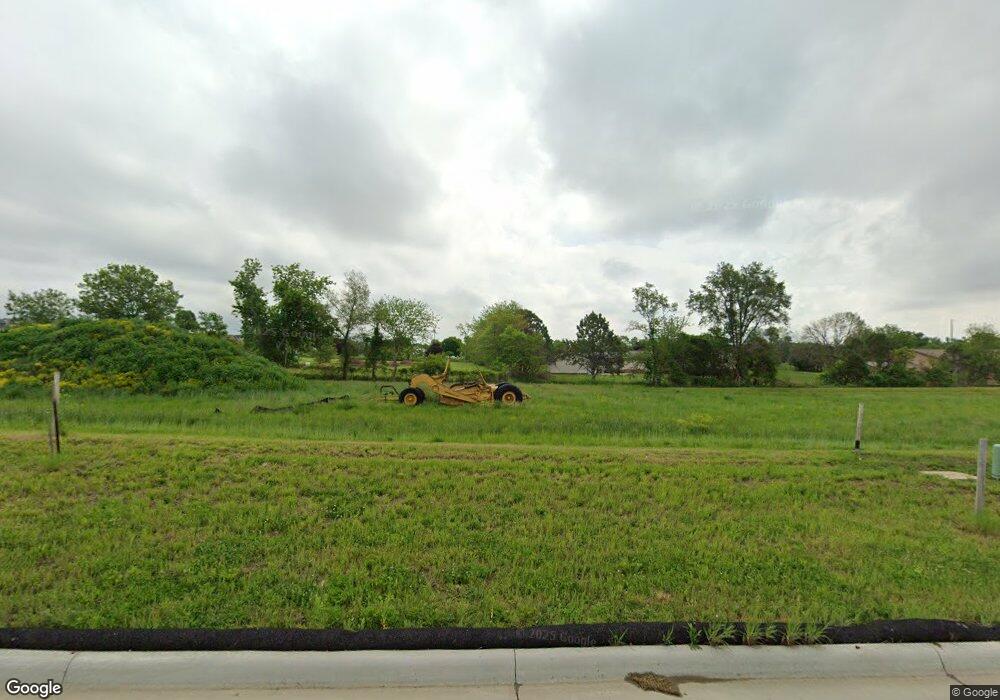 3425 Sokol Ln SW, Cedar Rapids, IA 52404 - photo 1