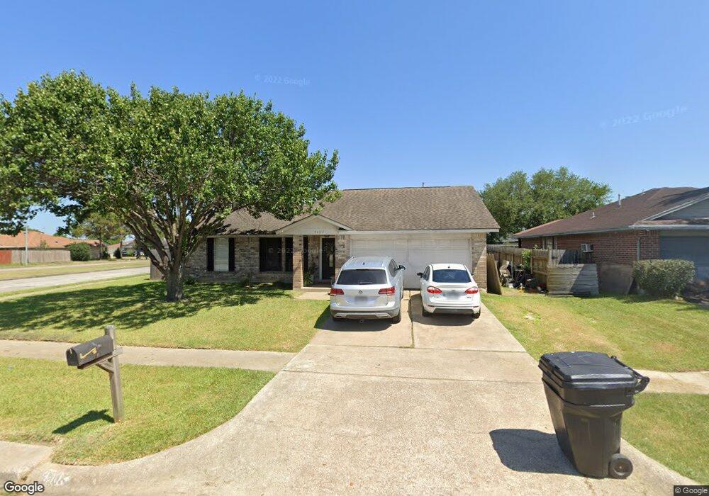 9403 Carmalee St, Houston, TX 77075 - photo 1