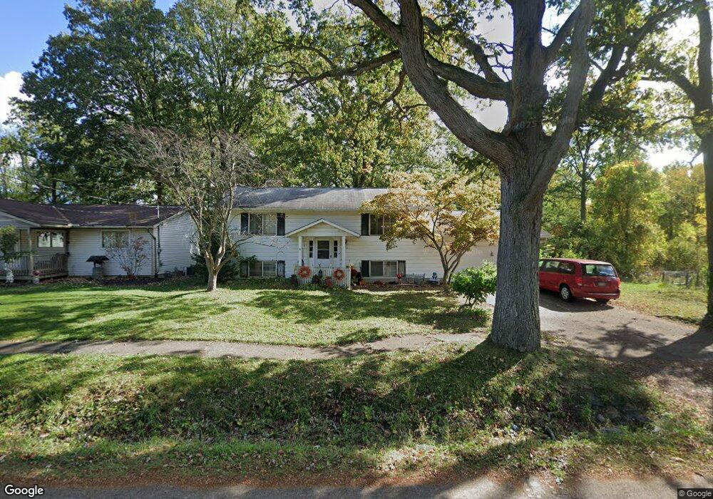 851 Sheffield Rd, Sheffield Lake, OH 44054 - photo 1