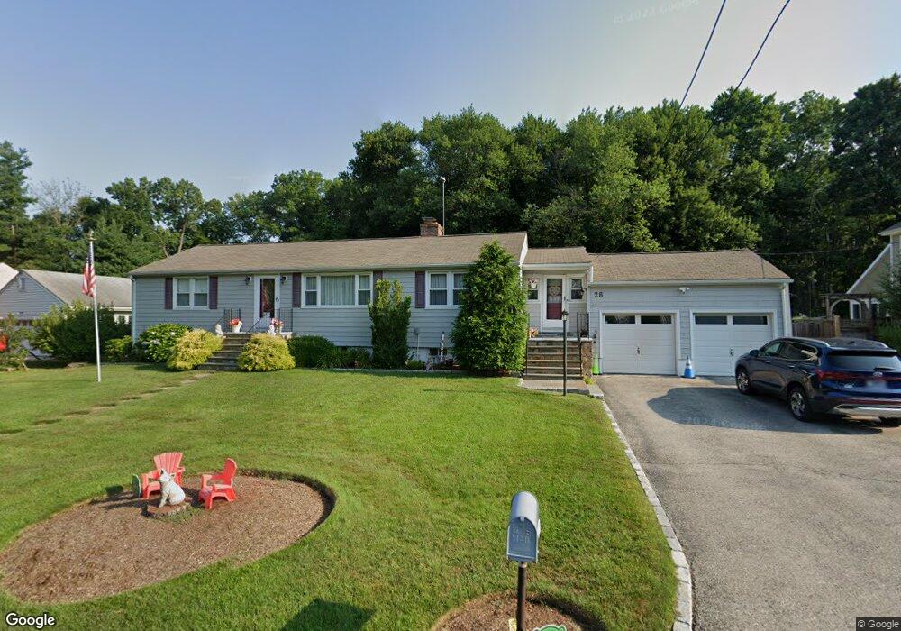 28 Lake Dr, Darien, CT 06820 - photo 1