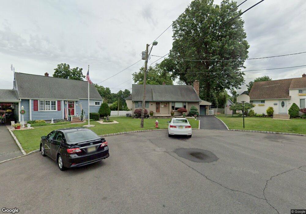 9 Ivy Cir, Clark, NJ 07066 - photo 1