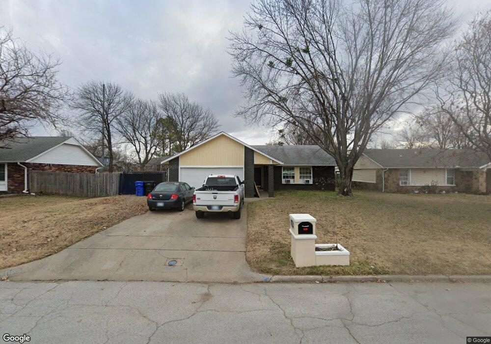 4005 S Date Place, Broken Arrow, OK 74011 - photo 1