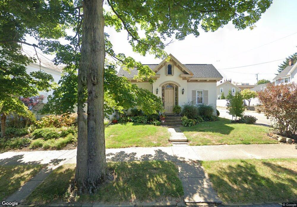 302 E Wheeling St, Lancaster, OH 43130 - photo 1