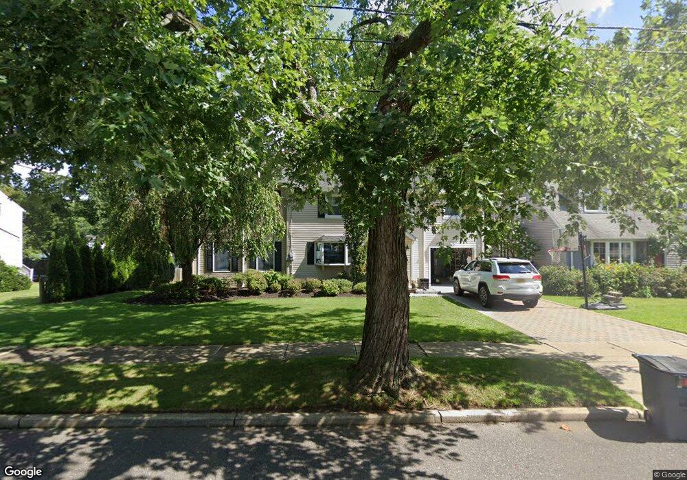 668 Millbrook Rd, River Edge, NJ 07661 - photo 1