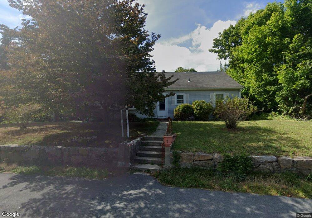 15 Old Bridge Rd, Buzzards Bay, MA 02532 - photo 1