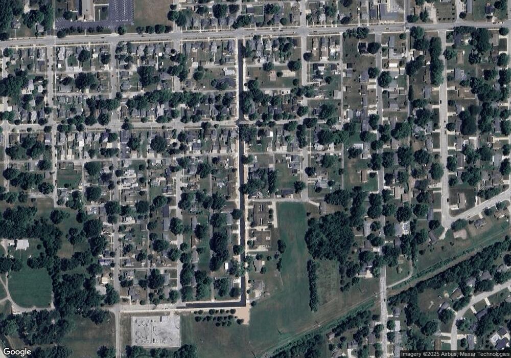 216 S Baxter St, Auburn, IN 46706 - photo 1