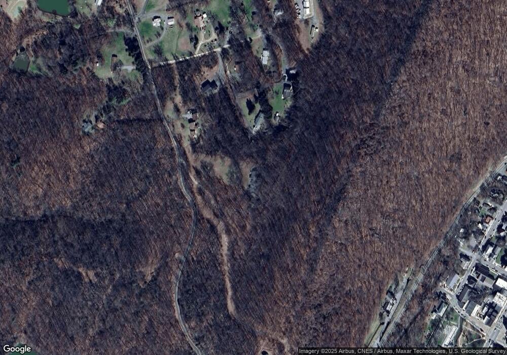 140 Ambrose Ln, Berkeley Springs, WV 25411 - photo 1