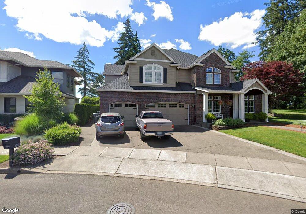 1095 N Alder St, Canby, OR 97013 - photo 1