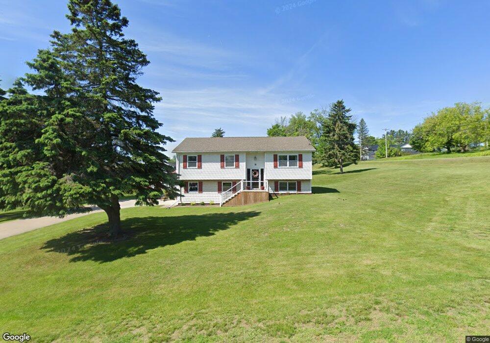 8 Riverview Dr, Massena, NY 13662 - photo 1