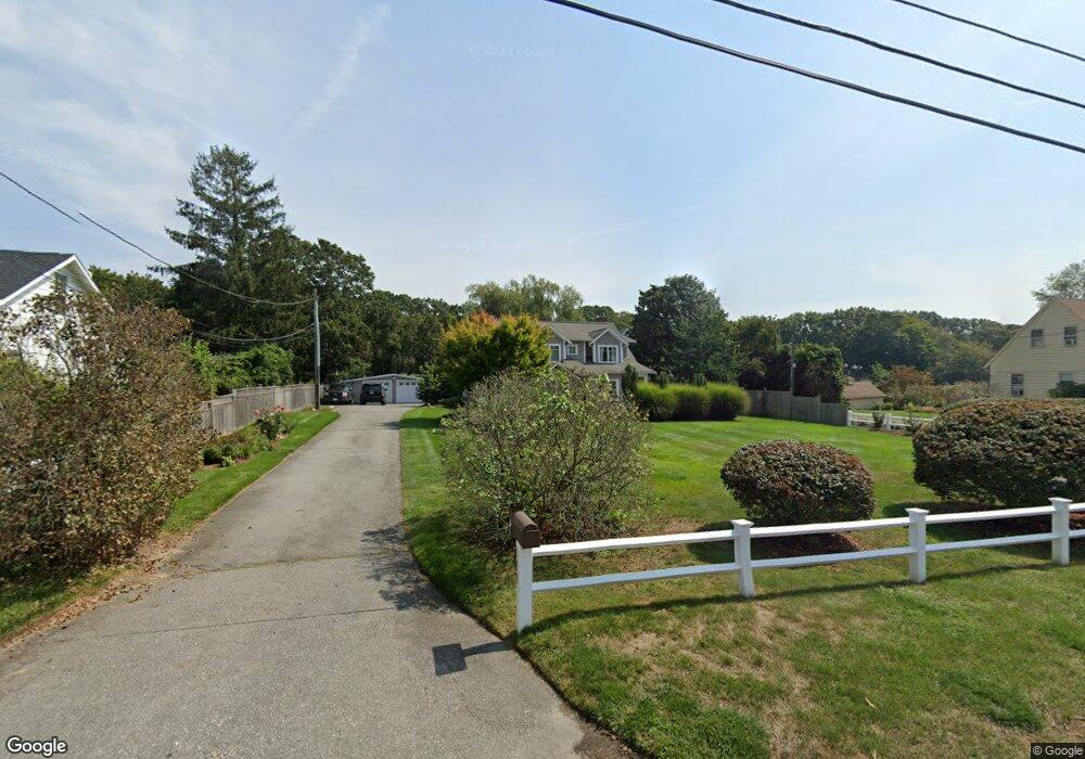 144 Alfred Drown Rd, Barrington, RI 02806 - photo 1