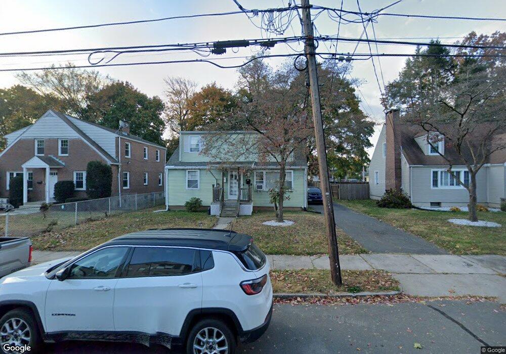 214 Columbia St unit 1st Floor, New Britain, CT 06052 - photo 1