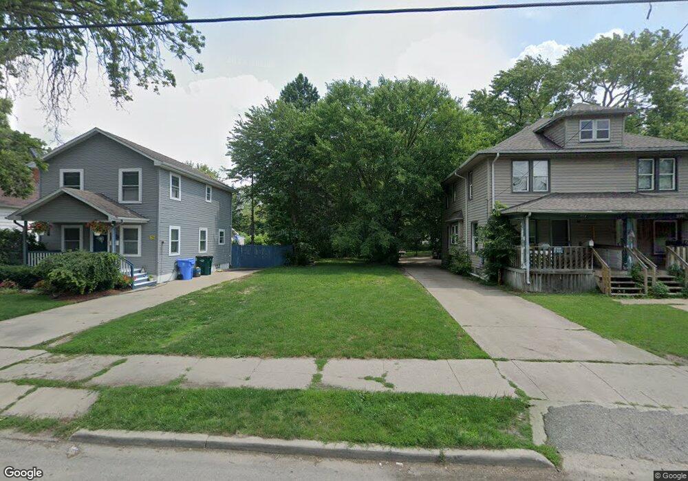 1613 Lyons Ave, Lansing, MI 48910 - photo 1