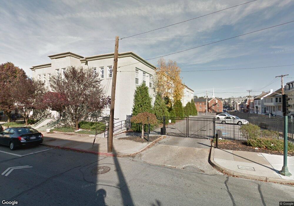 138 E Antietam St unit 206, Hagerstown, MD 21740 - photo 1