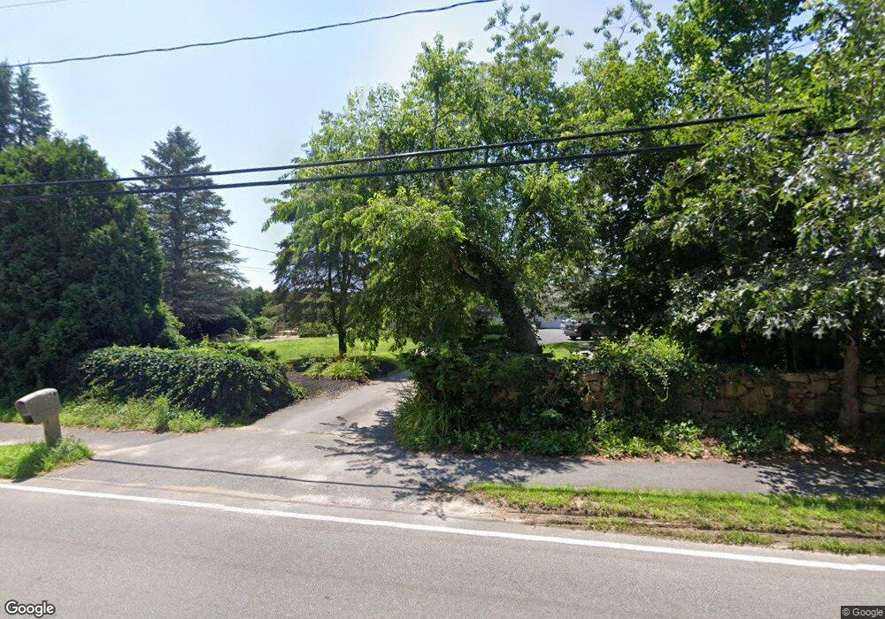 454 Bakerville Rd, South Dartmouth, MA 02748 - photo 1