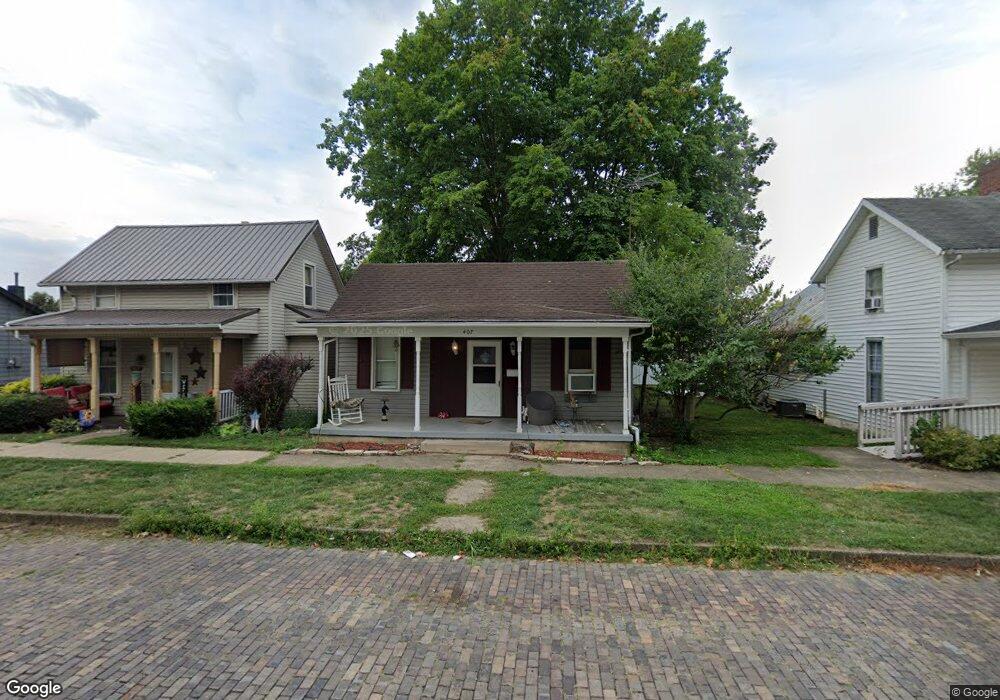 407 E Franklin St, Circleville, OH 43113 - photo 1