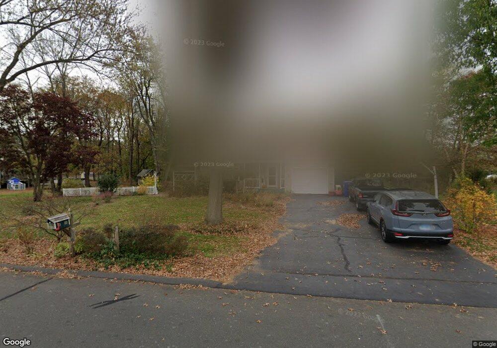 1 Field Dr, Ellington, CT 06029 - photo 1