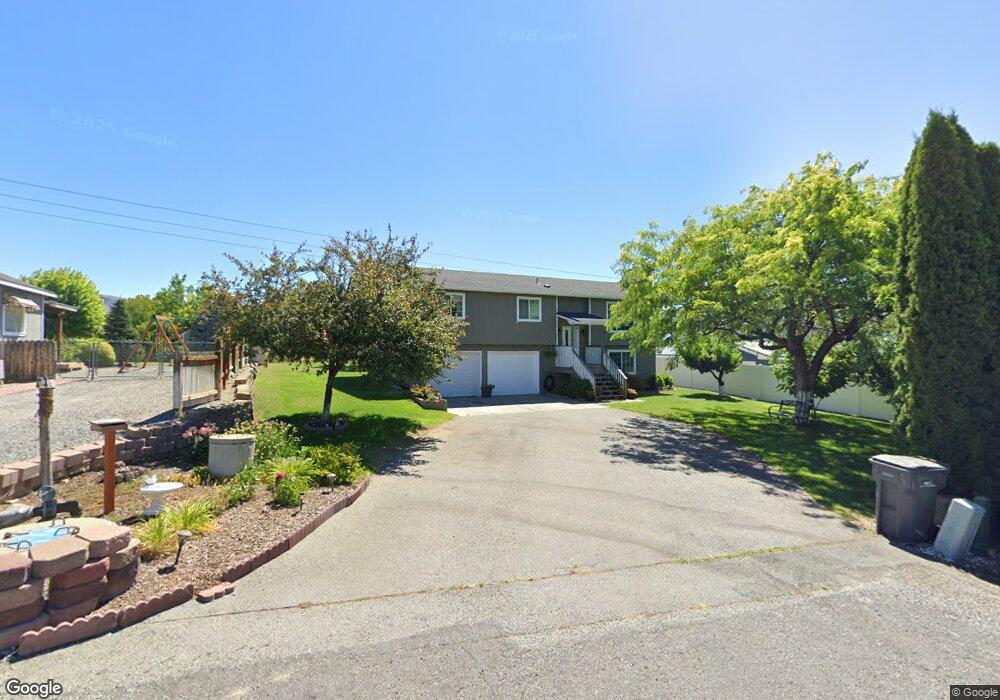 2002 6th St NE, East Wenatchee, WA 98802 - photo 1