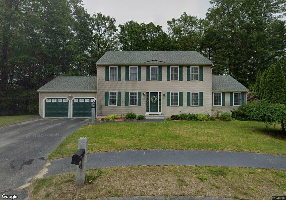 9 Rosemary Ct, Hudson, NH 03051 - photo 1