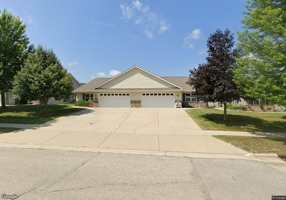 765 Prospect Dr, Kewaskum, WI 53040 - photo 1