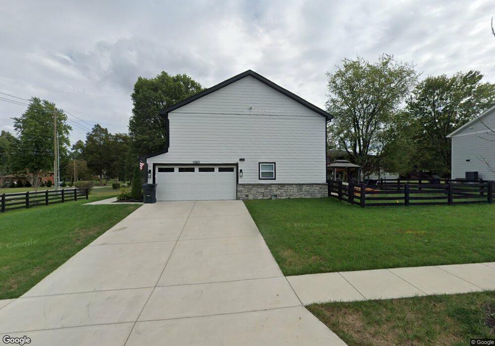 9001 Manslick Commons Dr, Louisville, KY 40219 - photo 1