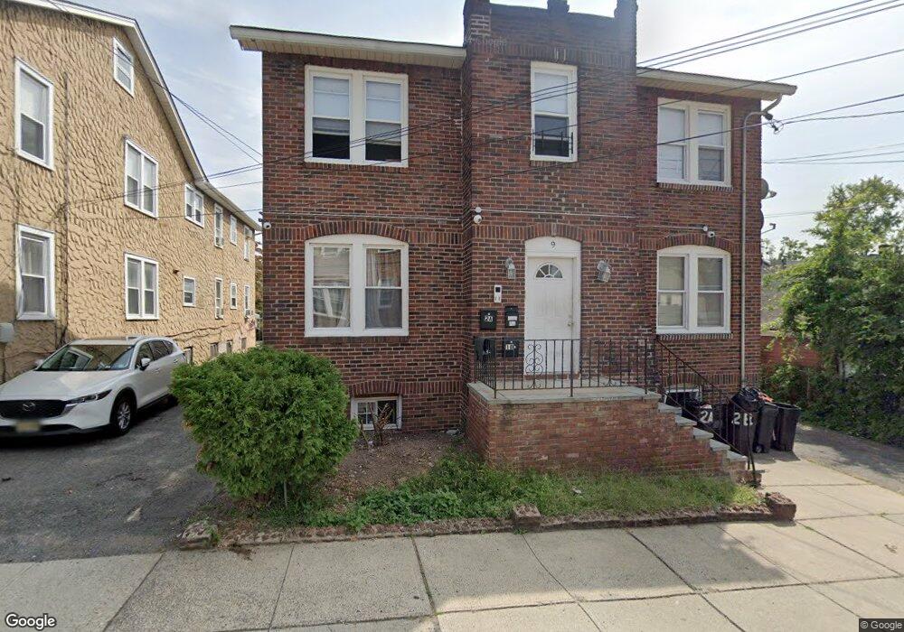 9 Evelyn Place unit 2R, Bloomfield, NJ 07003 - photo 1