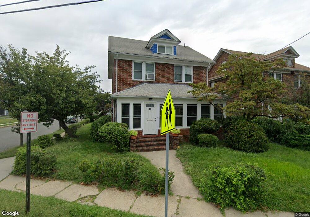 542 W Broadway, Cedarhurst, NY 11516 - photo 1