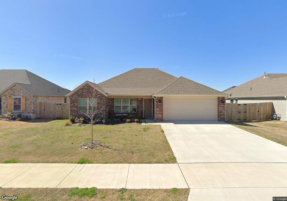 925 Sugar Pine St, Tontitown, AR 72762 - photo 1