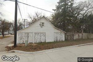 105 W Krehbiel St, Moundridge, KS 67107