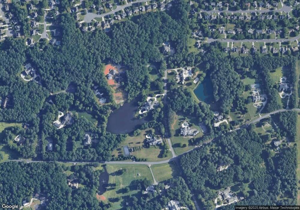 10450 Belladrum, Alpharetta, GA 30022 - photo 1