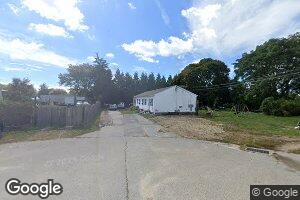 27 Quincy Ct, Groton, CT 06340
