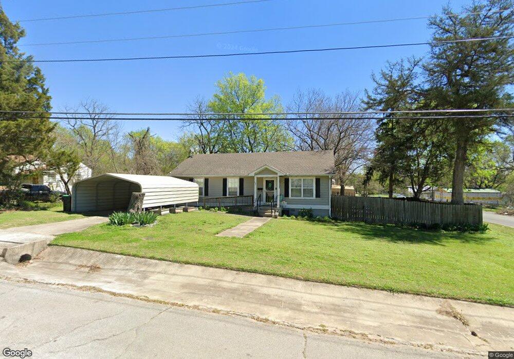 537 S Mission Ave, Tahlequah, OK 74464 - photo 1