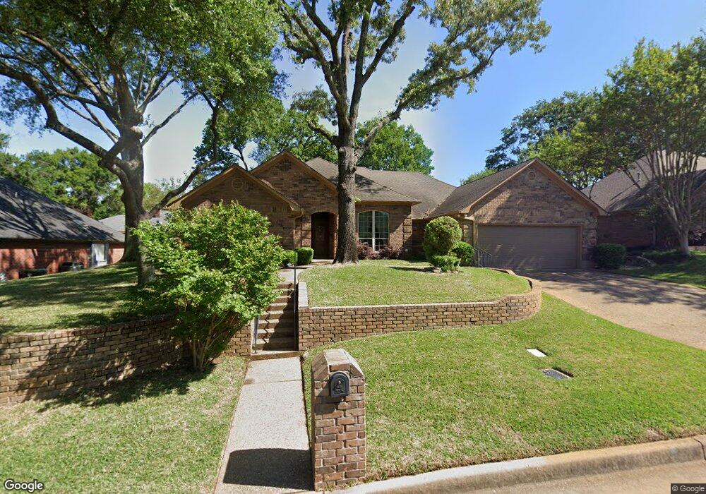 705 Cedar Creek Dr, Tyler, TX 75703 - photo 1