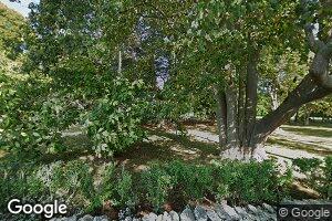 528 3rd Beach Rd, Middletown, RI 02842