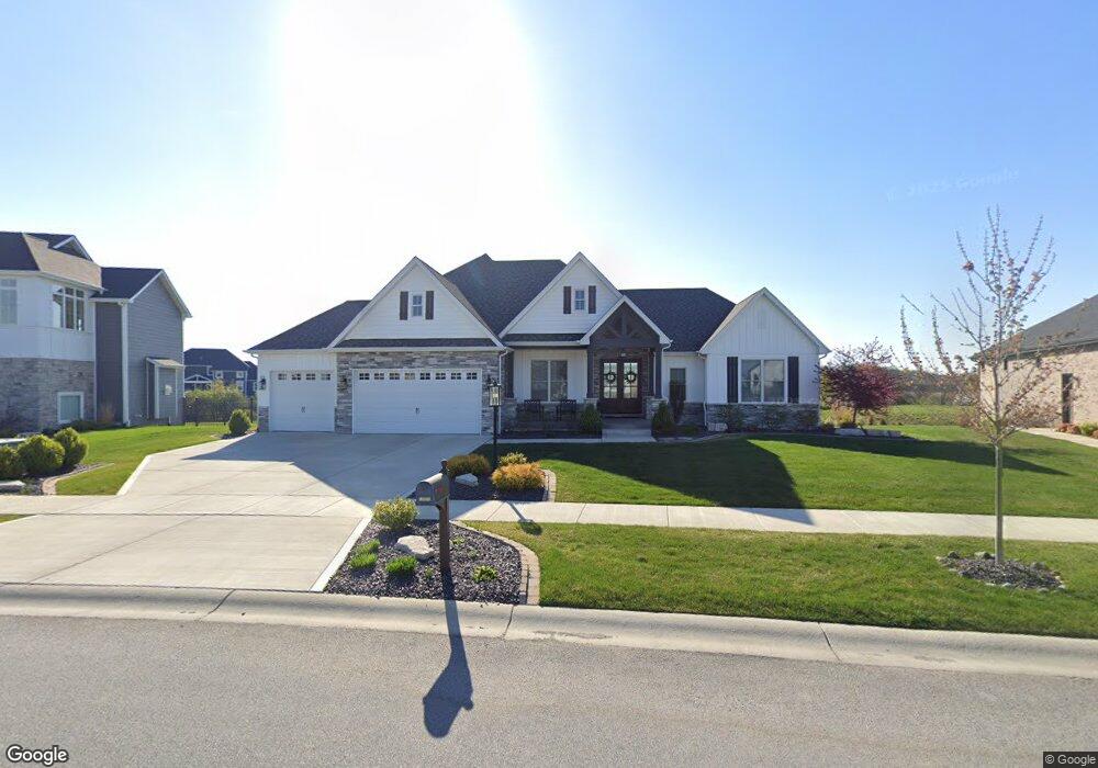 13331 Redbud Dr, Saint John, IN 46373 - photo 1