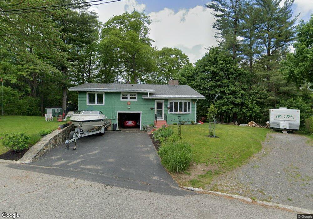 6 Hemlock Cir, Dover, NH 03820 - photo 1