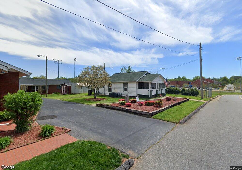 322 E Bingham St, Statesville, NC 28677 - photo 1