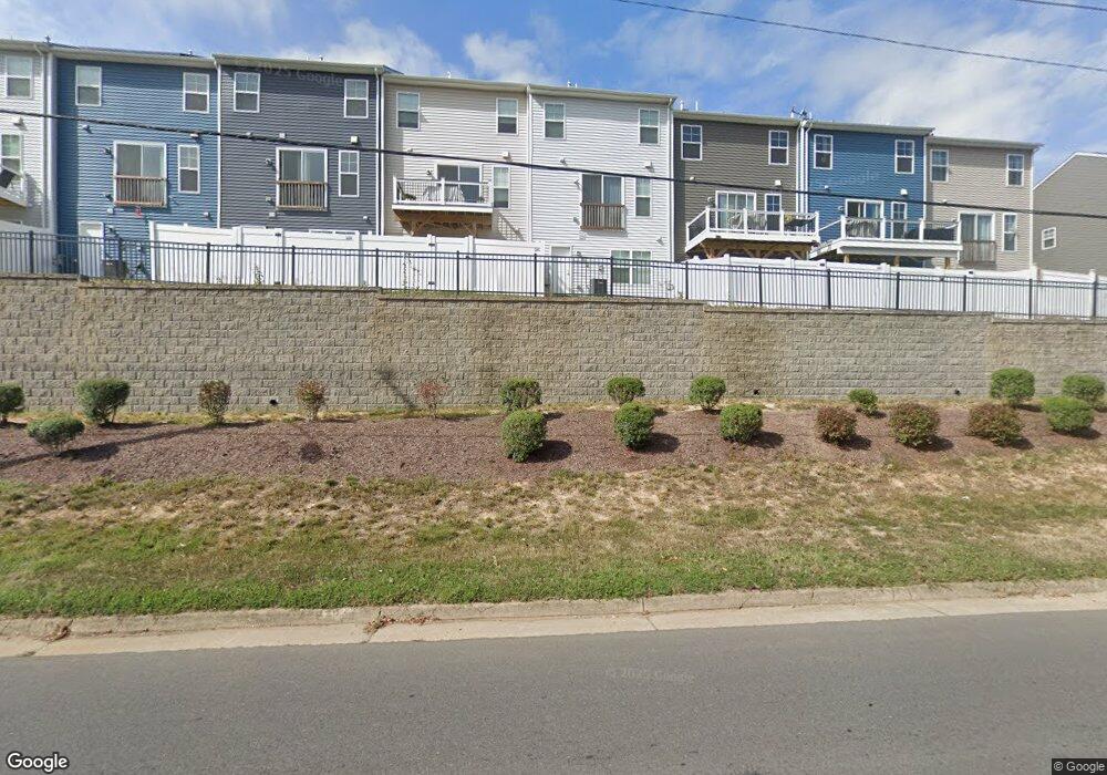 18246 Summit Pointe Dr, Triangle, VA 22172 - photo 1