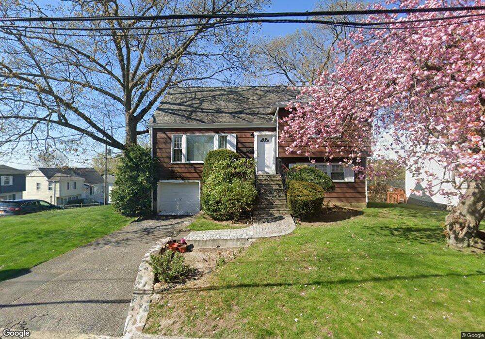35 Gail Rd, Yonkers, NY 10710 - photo 1