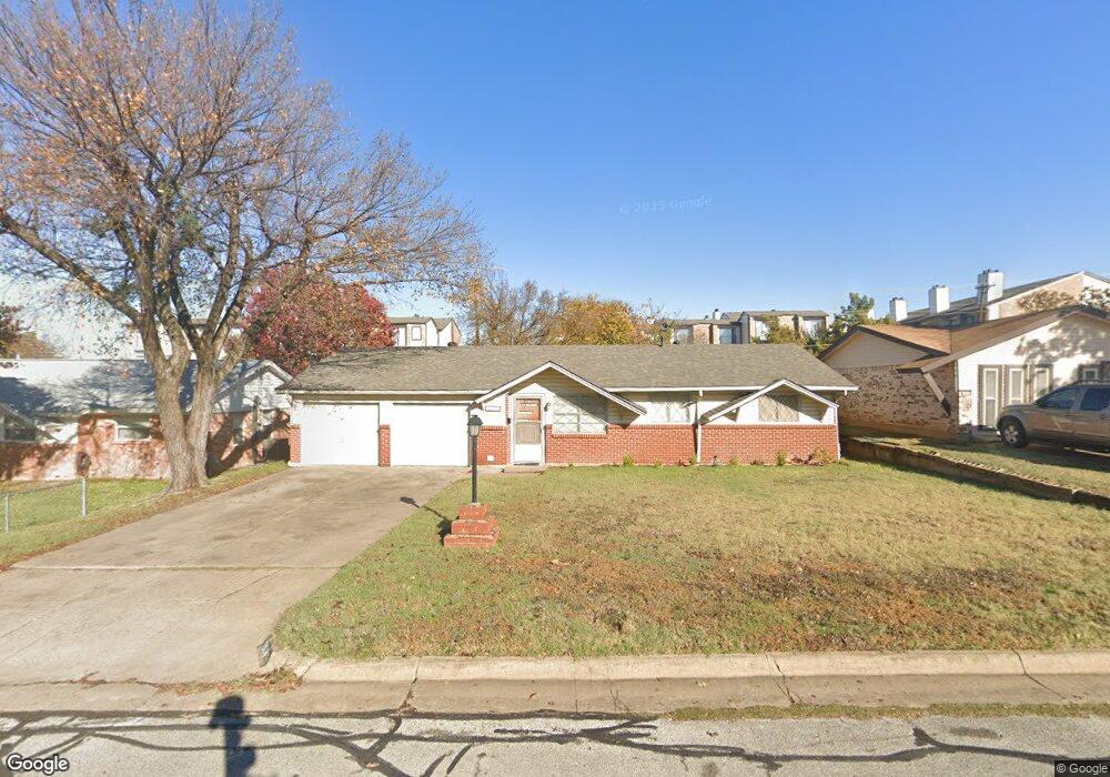 267 Belle St, Bedford, TX 76022 - photo 1