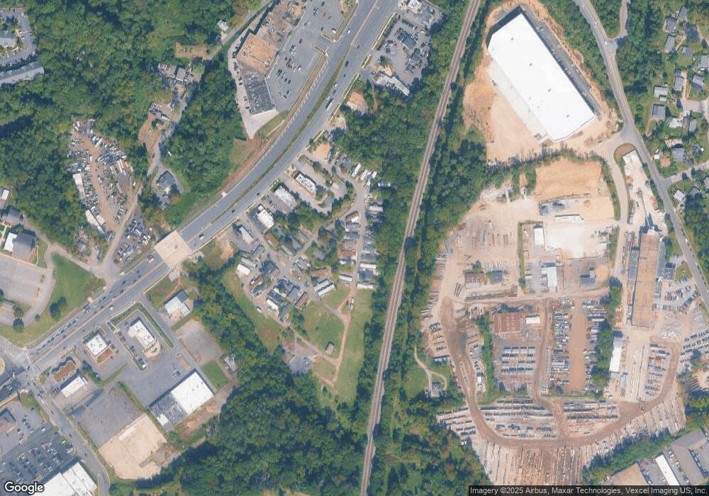 13721 Richmond Hwy unit TRLR 92, Woodbridge, VA 22191 - photo 1