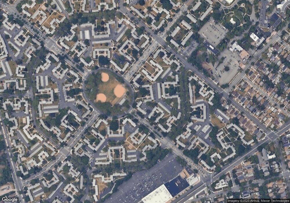 7421 260th St unit 1St, Glen Oaks, NY 11004 - photo 1