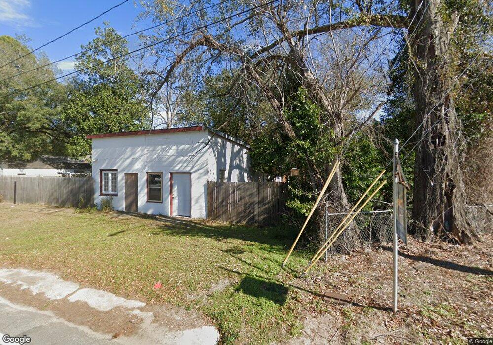 808 Rose Cir, Bainbridge, GA 39819 - photo 1