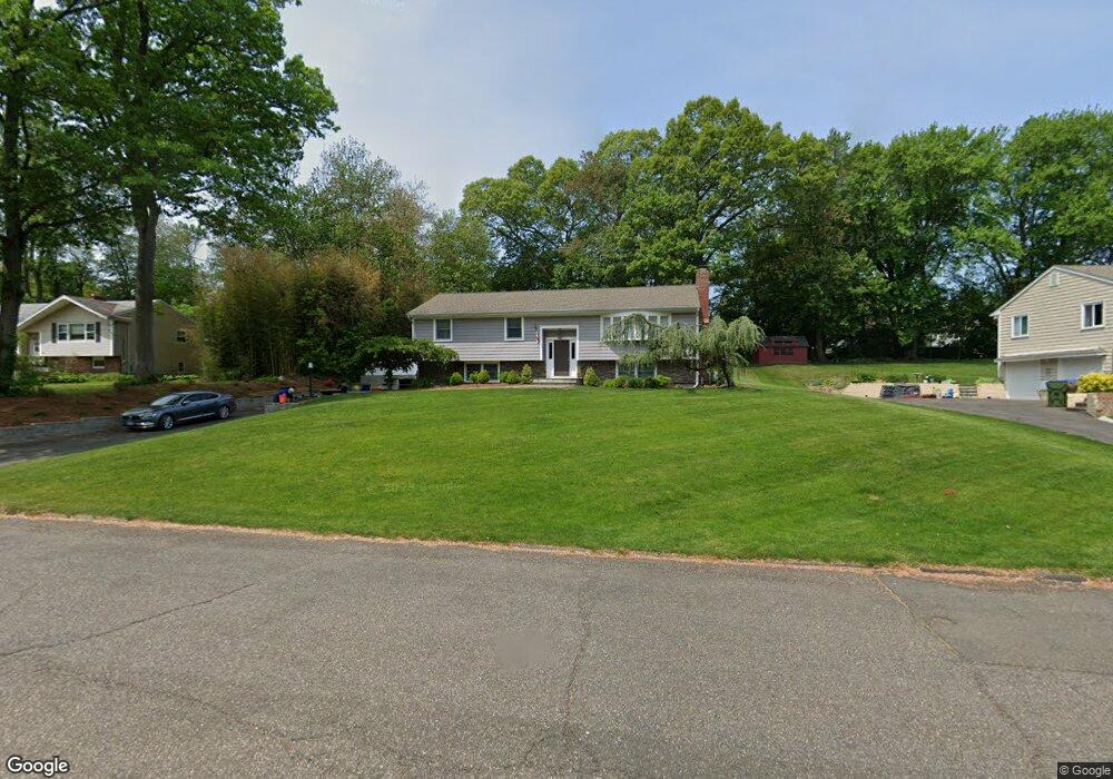 67 Palisade Ave, Trumbull, CT 06611 - photo 1