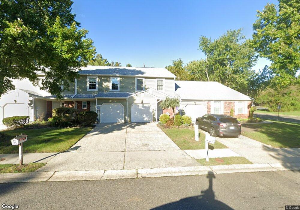 85 Oak Ln, Eatontown, NJ 07724 - photo 1